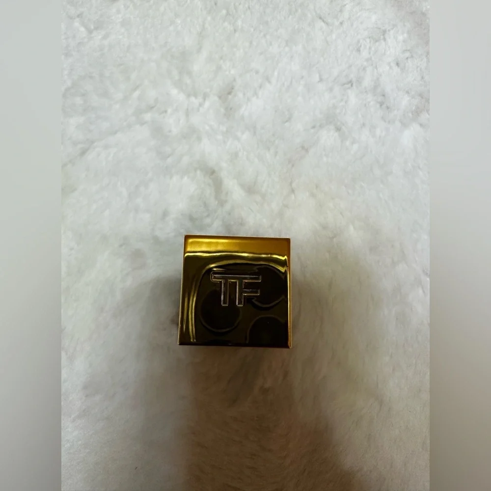 Tom Ford purple Luxurious Black and Gold case Lipstick